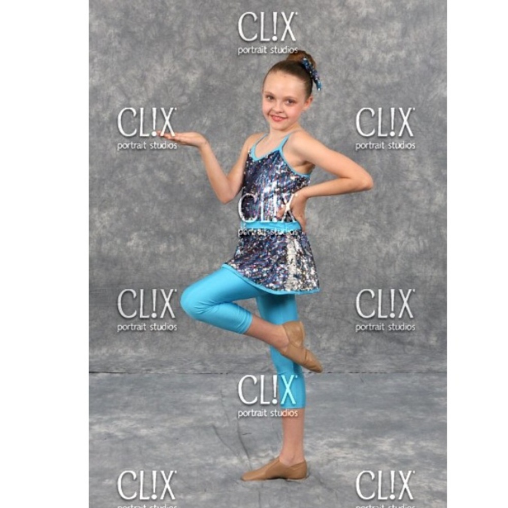 Dance costume size 9-10